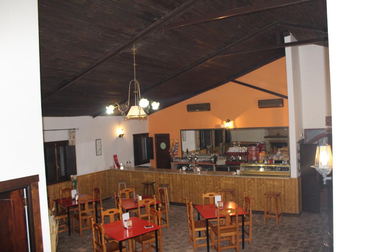 Hotel Rural Puerta De Monfrague Villarreal de San Carlos Exteriér fotografie